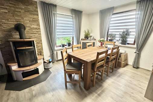 Flur 1: Wohn/Esszimmer EFH - Mehrfamilienhaus in 27711 Osterholz-Scharmbeck mit 437m² als Kapitalanlage kaufen