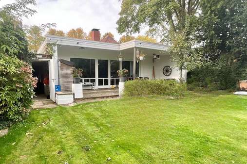 null - Zweifamilienhaus in 27749 Delmenhorst mit 210m² kaufen