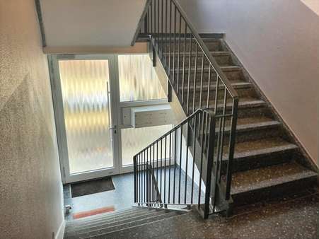 nur wenige Stufen zwischen Haus- und Wohnungstür - Erdgeschosswohnung in 27711 Osterholz-Scharmbeck mit 102m² kaufen