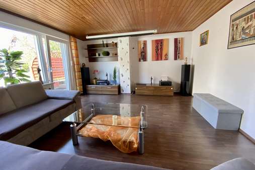 Zimmer Haus li - Zweifamilienhaus in 38154 Königslutter mit 300m² günstig kaufen