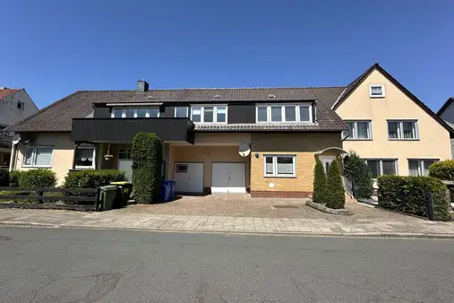 Einfamilienhaus plus 3 Wohneinheiten und Pool in Braunschweig-Volkmarode! 