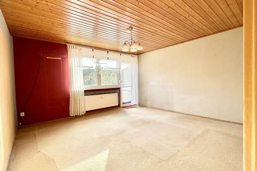 Wohnzimmer - Etagenwohnung in 38229 Salzgitter mit 66m² kaufen