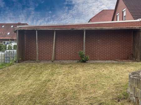 Holzunterstand für Kaminholz - Einfamilienhaus in 38364 Schöningen mit 138m² kaufen