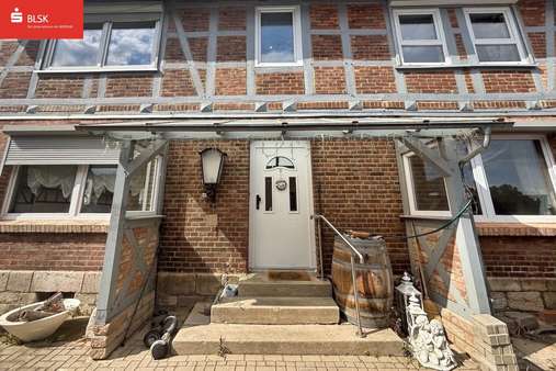 Ansicht Eingangsbereich Ansicht Eingangsbereich - Einfamilienhaus in 38154 Königslutter mit 178m² kaufen