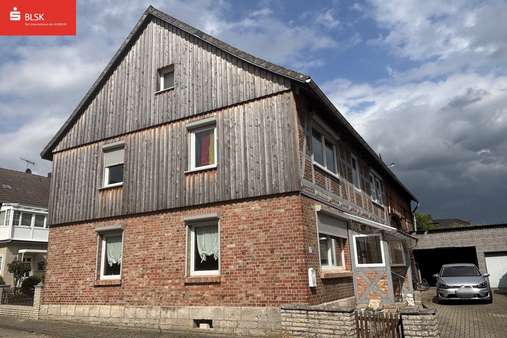 Ansicht Straße Ansicht Straße - Einfamilienhaus in 38154 Königslutter mit 178m² kaufen