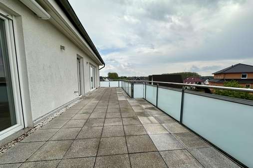 Dachterrasse mit Markise - Penthouse-Wohnung in 38159 Vechelde mit 130m² kaufen