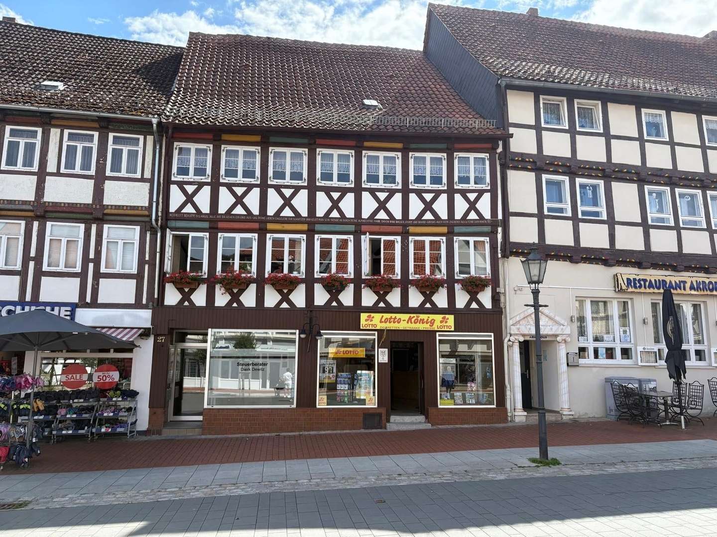 Ansicht Markt Ansicht Markt - Mehrfamilienhaus in 38364 Schöningen mit 68m² kaufen