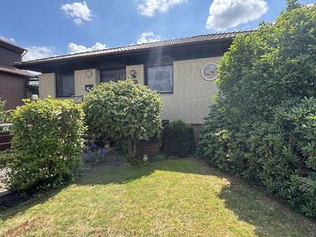 Ansicht Vorgarten - Einfamilienhaus in 38462 Grafhorst mit 159m² kaufen