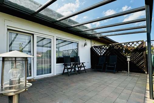 Überdachte Terrasse - Reihenendhaus in 38226 Salzgitter mit 105m² kaufen