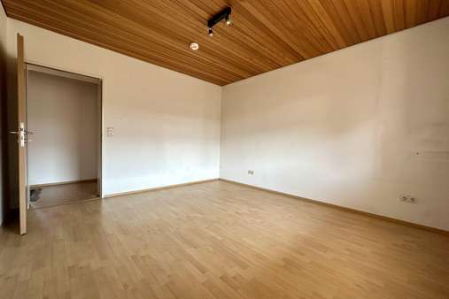 Schlafzimmer - Etagenwohnung in 38304 Wolfenbüttel mit 76m² kaufen