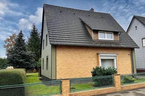 Ansicht - Einfamilienhaus in 38229 Salzgitter mit 105m² kaufen