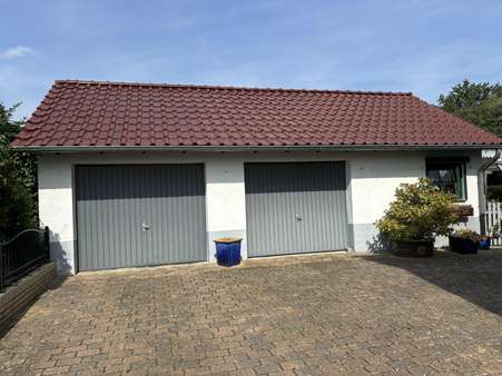 Garagen und Stellplätze - Zweifamilienhaus in 38154 Königslutter mit 125m² kaufen
