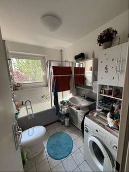 Bad2 - Etagenwohnung in 31832 Springe mit 60m² als Kapitalanlage kaufen