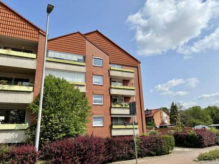 Außenansicht - Etagenwohnung in 30952 Ronnenberg mit 71m² kaufen