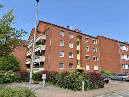 Außenansicht - Etagenwohnung in 30952 Ronnenberg mit 71m² kaufen