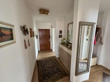 Diele - Etagenwohnung in 30989 Gehrden mit 66m² kaufen