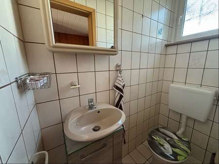 Gäste-WC - Reihenmittelhaus in 30823 Garbsen mit 90m² kaufen