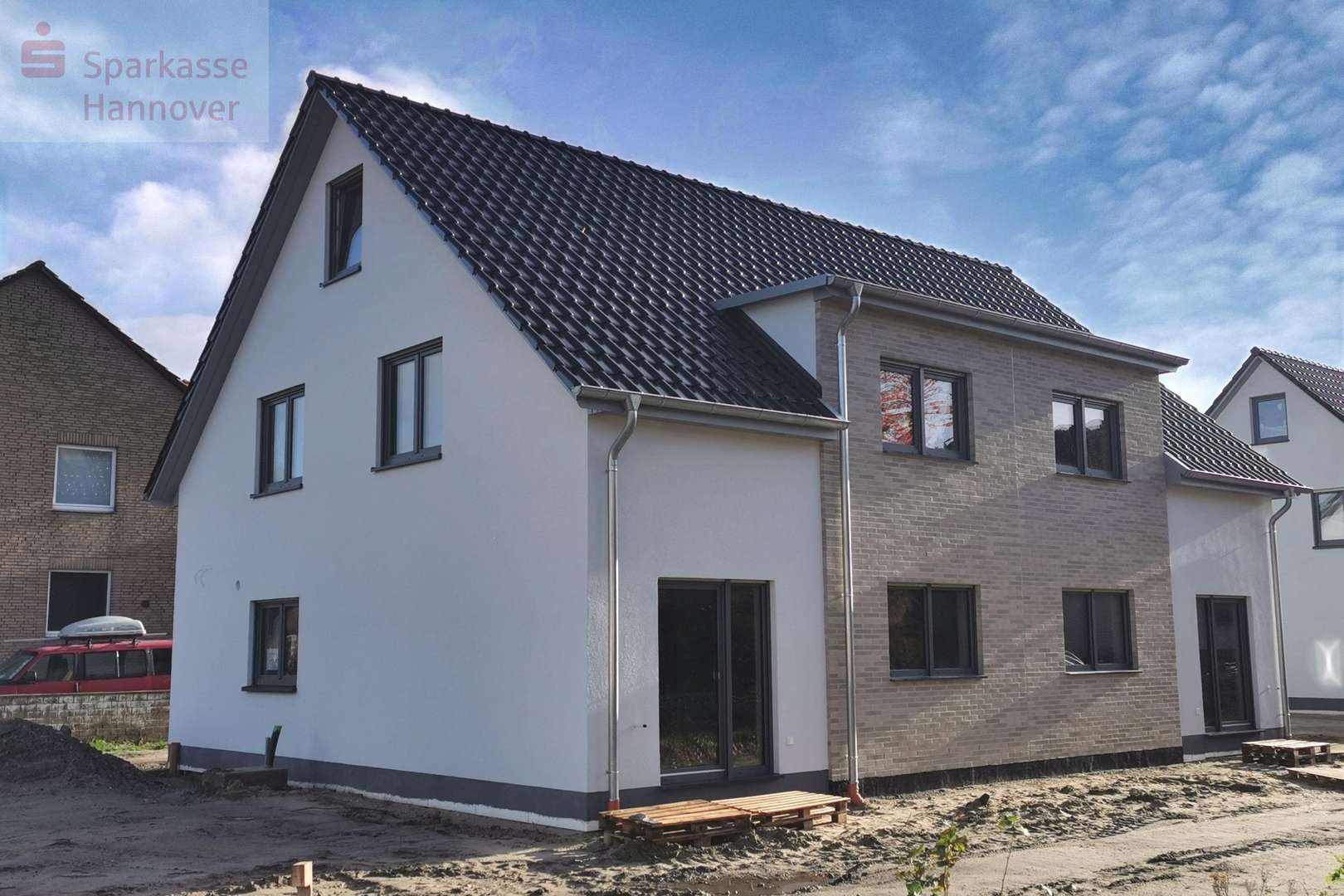 Straßen-Gartenseite - Doppelhaushälfte in 31535 Neustadt mit 140m² kaufen