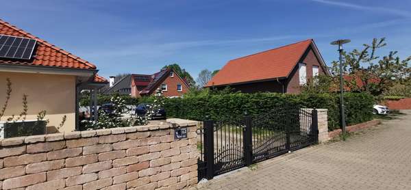 Elektrisches Tor - Bungalow in 31535 Neustadt mit 148m² kaufen