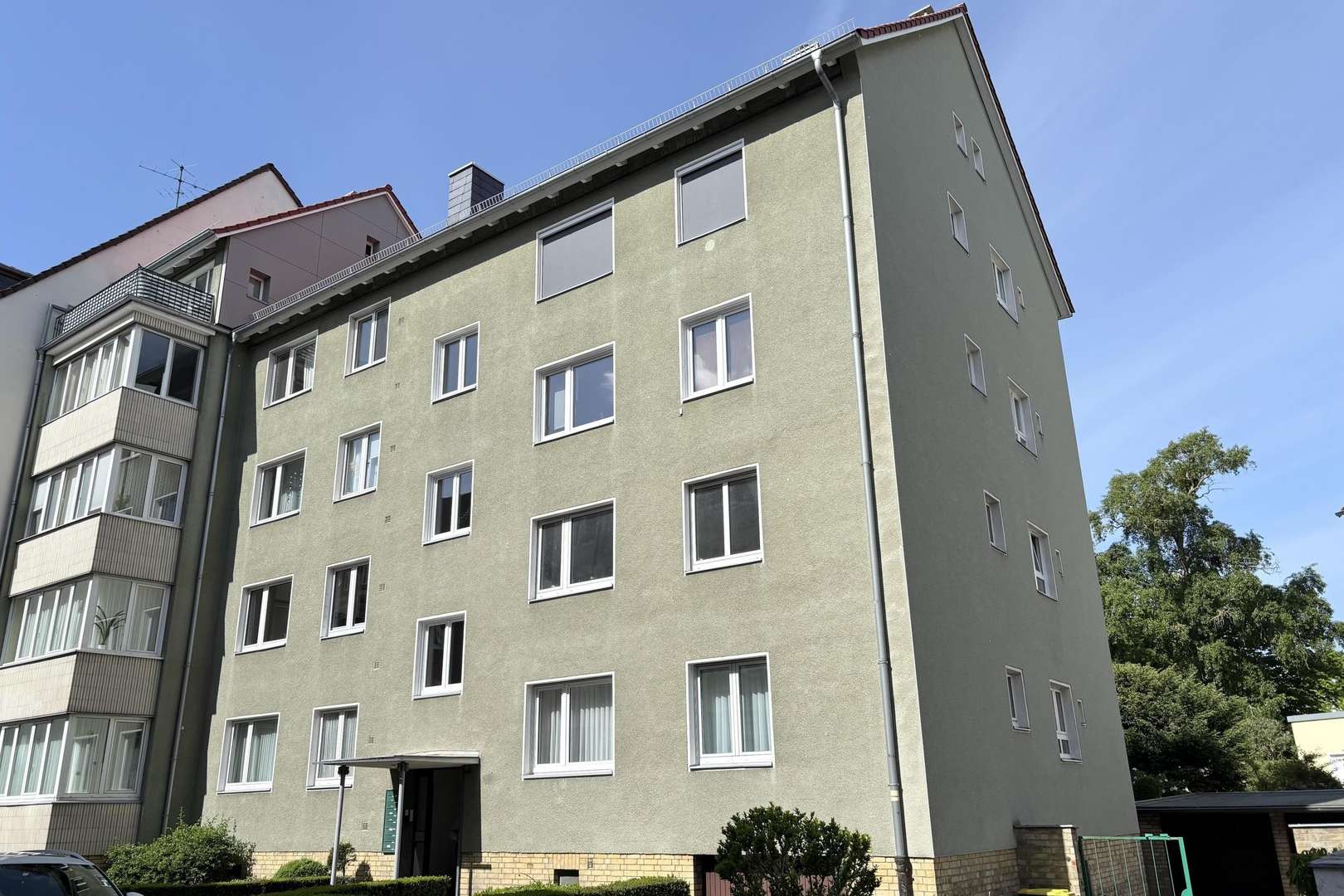 Vorderansicht - Erdgeschosswohnung in 30169 Hannover mit 100m² kaufen