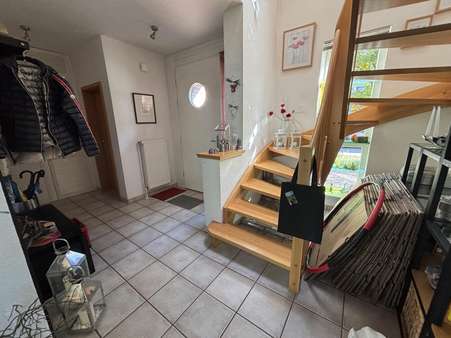Eingangsbereich - Doppelhaushälfte in 31275 Lehrte mit 120m² kaufen