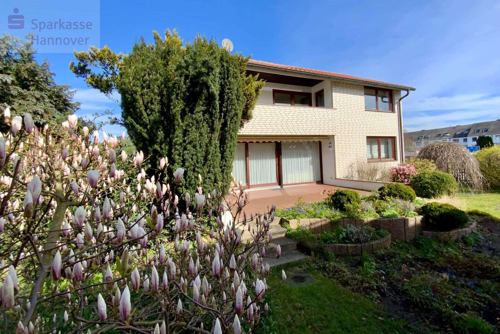 Blick aus dem Garten - Einfamilienhaus in 30938 Burgwedel mit 150m² kaufen