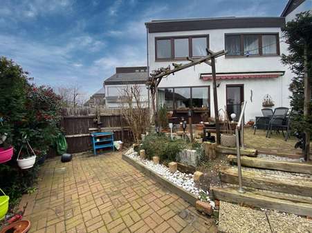 Terassenbereich - Reihenmittelhaus in 31275 Lehrte mit 147m² kaufen