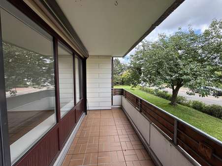 Balkon - Erdgeschosswohnung in 30827 Garbsen mit 80m² kaufen