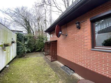 Gartenansicht - Einfamilienhaus in 30853 Langenhagen mit 101m² kaufen