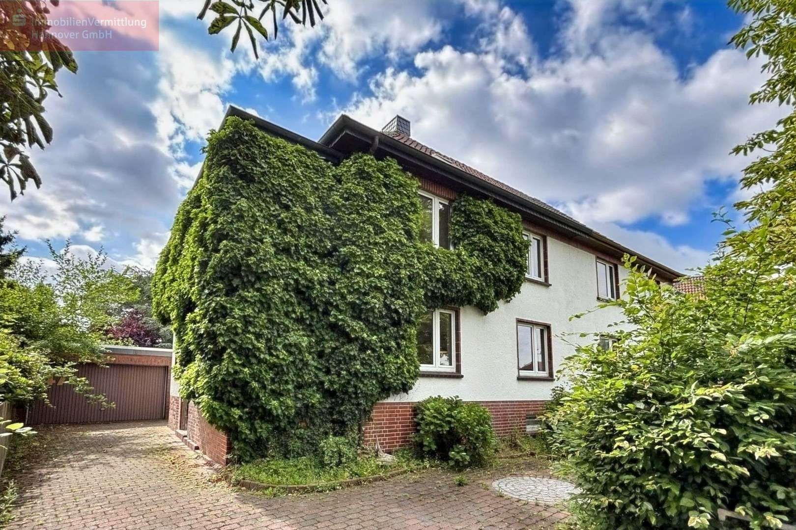 Vorderansicht - Doppelhaushälfte in 31515 Wunstorf mit 155m² kaufen