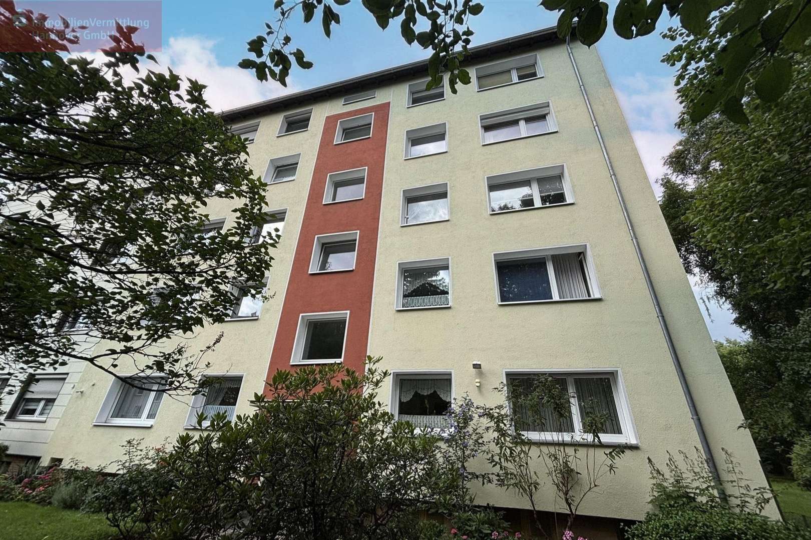 Hausansicht Hausansicht - Etagenwohnung in 30165 Hannover mit 72m² kaufen