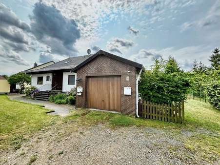 Garage Garage - Einfamilienhaus in 30938 Burgwedel mit 185m² kaufen