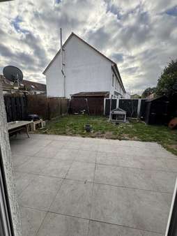 Terrasse - Reihenendhaus in 30952 Ronnenberg mit 135m² kaufen