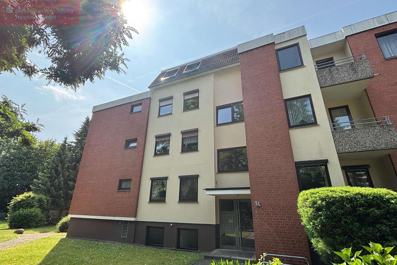 Vorderansicht Vorderansicht - Etagenwohnung in 30457 Hannover mit 94m² kaufen