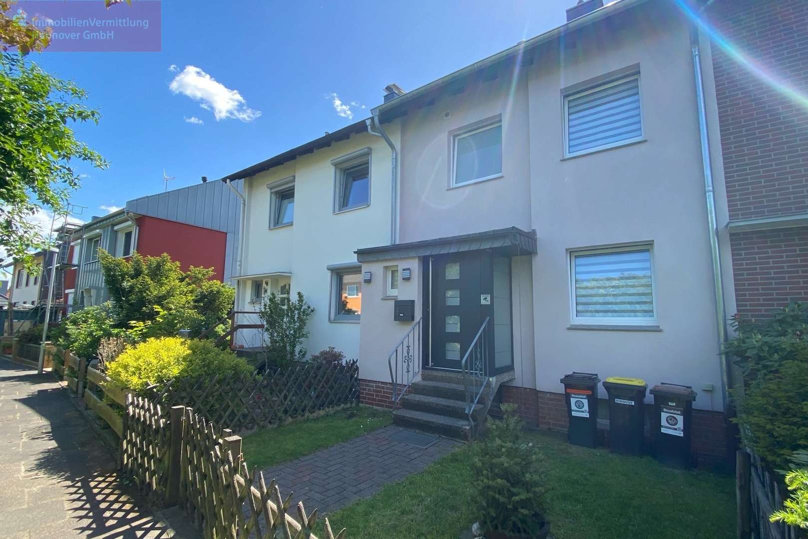 Hausansicht Hausansicht - Reihenmittelhaus in 31515 Wunstorf mit 70m² kaufen