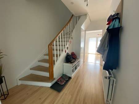 Flur EG Flur EG - Reihenmittelhaus in 31515 Wunstorf mit 70m² kaufen
