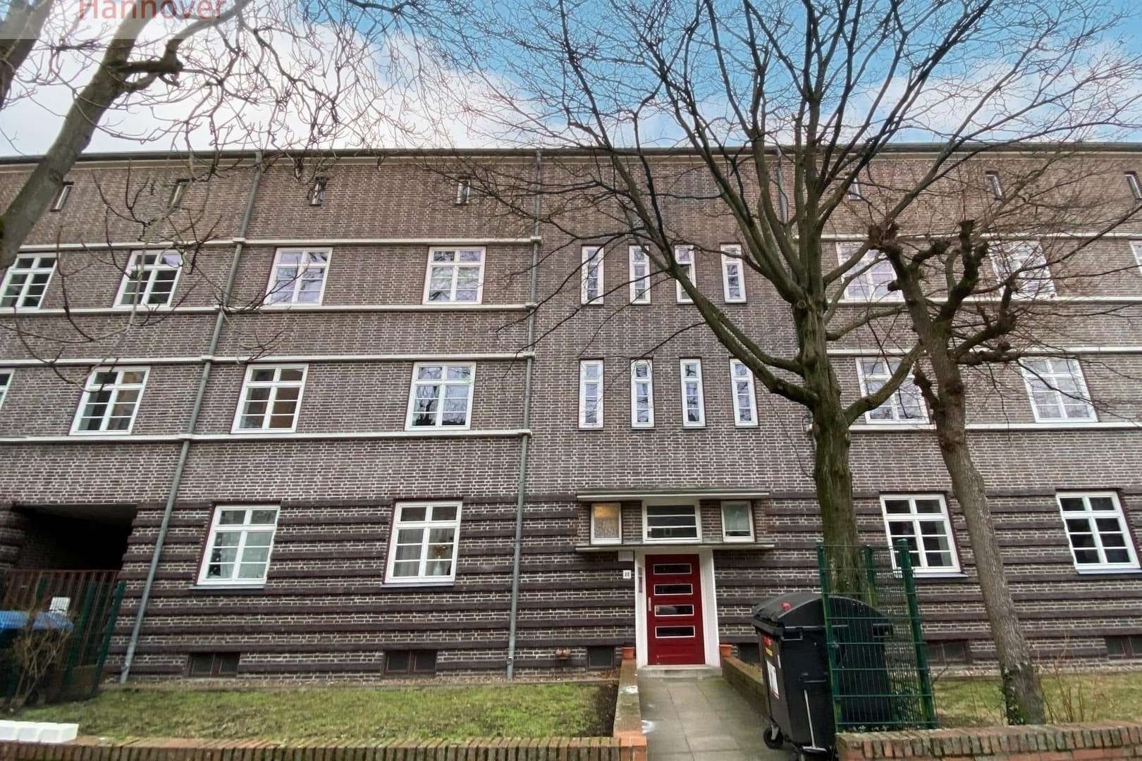 Vorderansicht - Etagenwohnung in 30655 Hannover mit 52m² kaufen