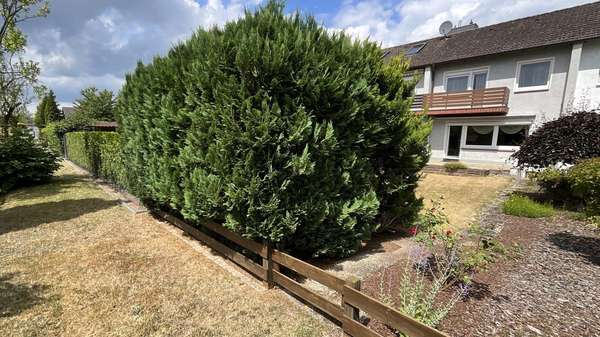 Rückwärtiger Zugang zum Garten Rückwärtiger Zugang zum Garten - Reihenmittelhaus in 31303 Burgdorf mit 86m² kaufen
