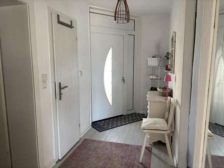 Flur Flur - Bungalow in 30855 Langenhagen mit 79m² kaufen