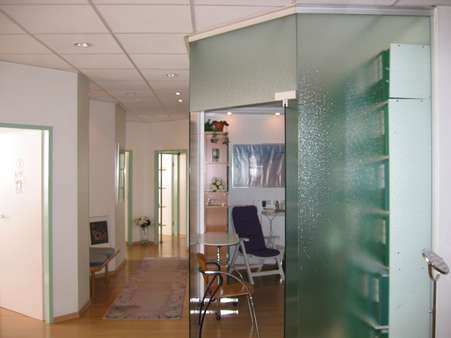 Flur - Büro in 30629 Hannover mit 150m² kaufen