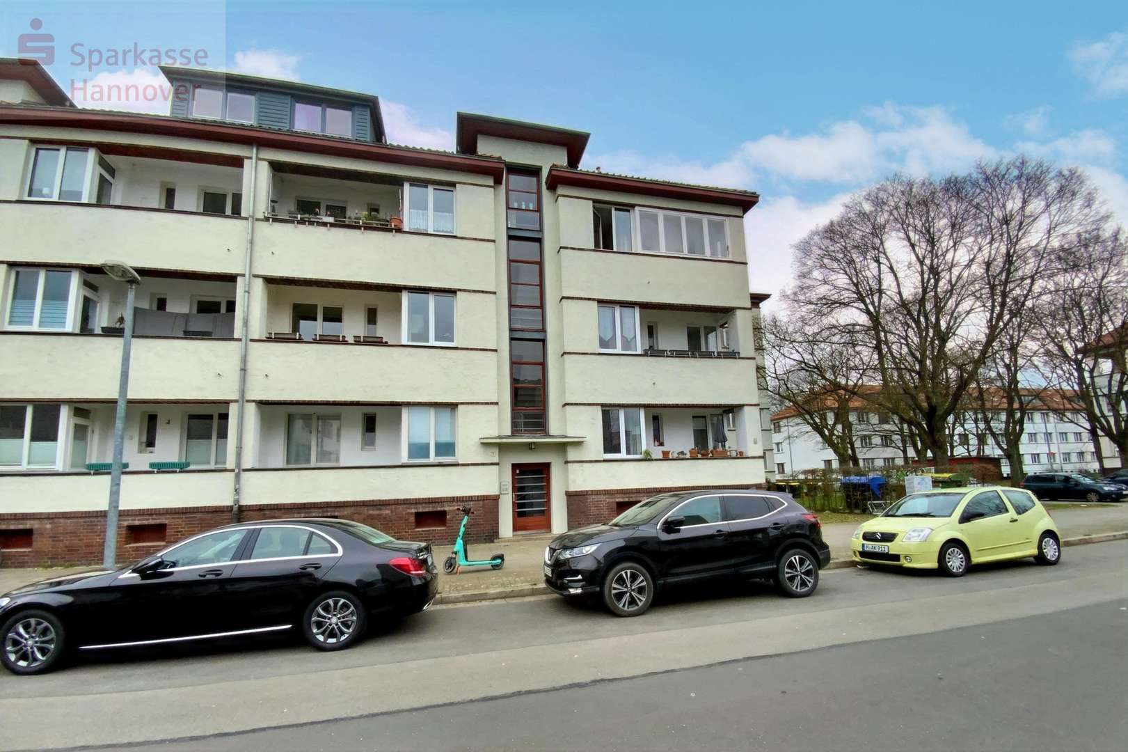 Vorderansicht - Etagenwohnung in 30655 Hannover mit 65m² kaufen