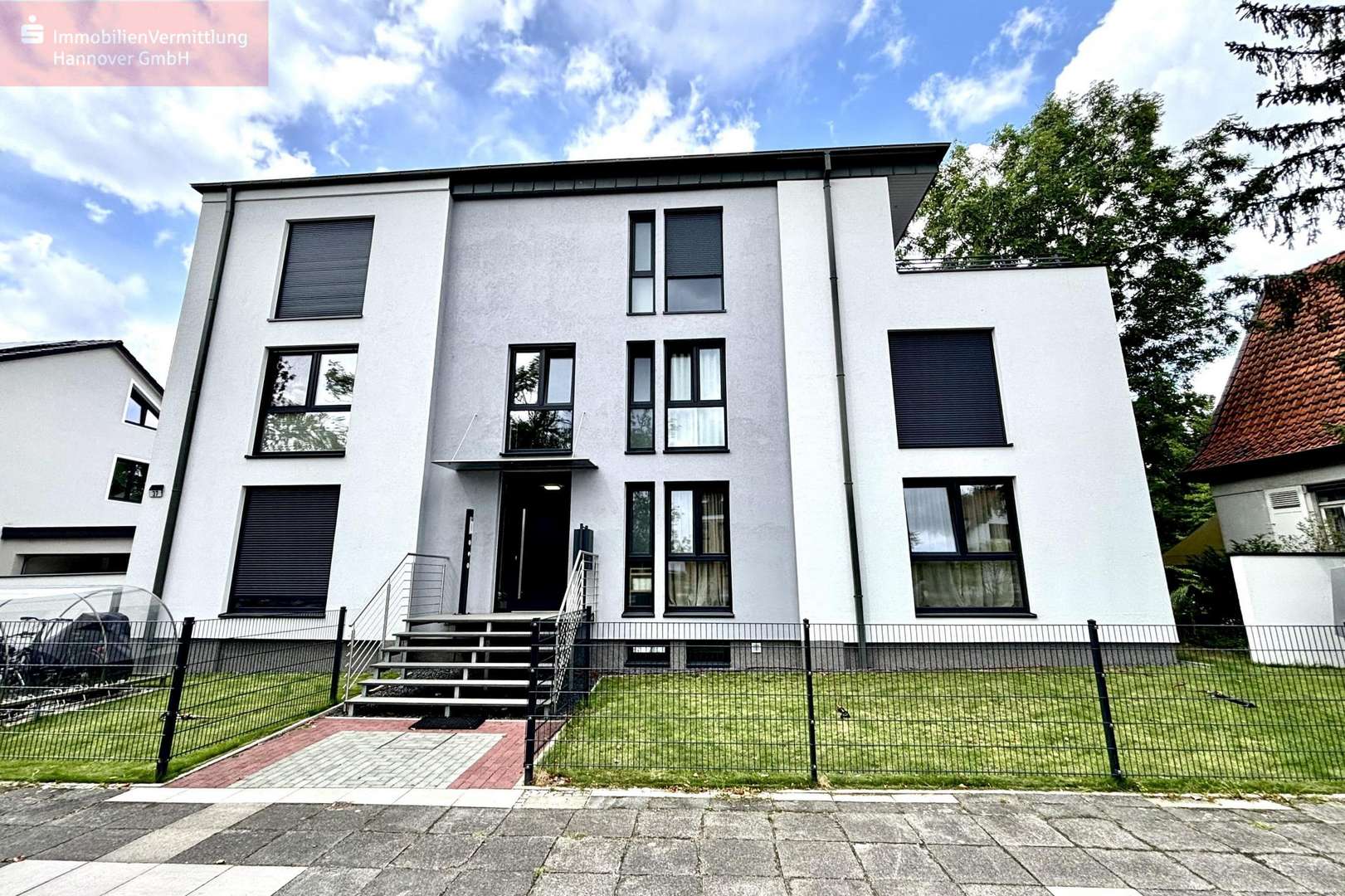 Vorderansicht Vorderansicht - Etagenwohnung in 30655 Hannover mit 82m² kaufen