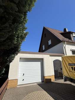 Garage Garage - Zweifamilienhaus in 30455 Hannover mit 148m² kaufen