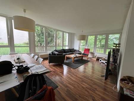 Wohnzimmer Wohnzimmer - Zwangsversteigerung Erdgeschosswohnung in 30926 Seelze mit 120m² kaufen