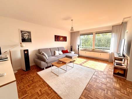 Wohnzimmer Wohnzimmer - Etagenwohnung in 30880 Laatzen mit 72m² kaufen