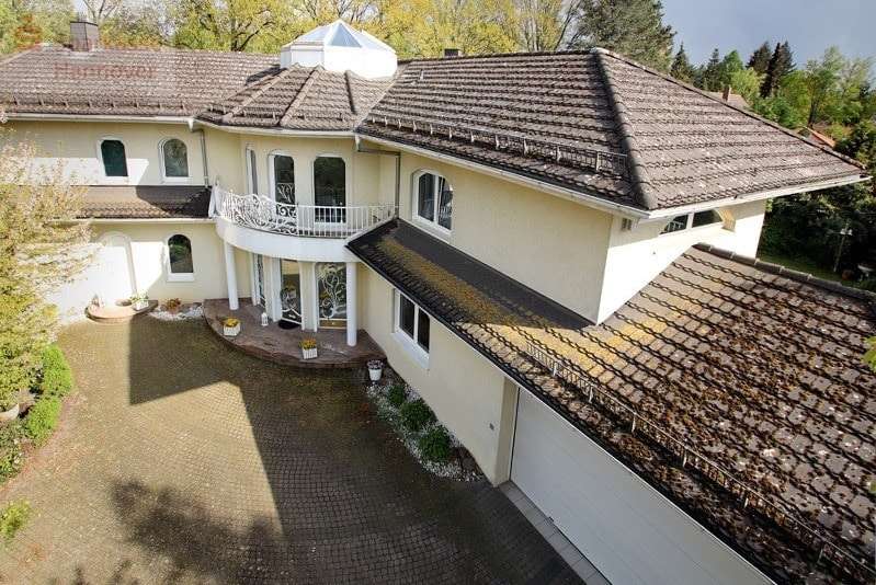 Vorderansicht - Villa in 30657 Hannover mit 430m² kaufen