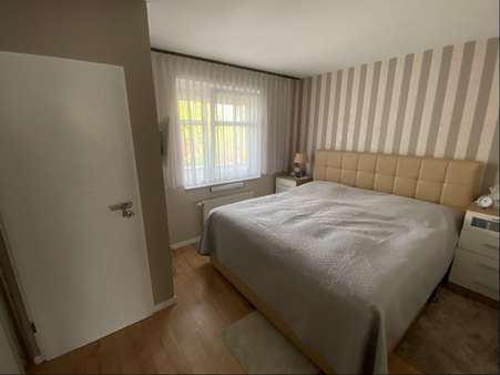 Schlafzimmer mit Abstellraum - Etagenwohnung in 30453 Hannover mit 63m² kaufen