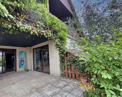 Überdachte Terrasse - Einfamilienhaus in 31558 Hagenburg mit 230m² kaufen
