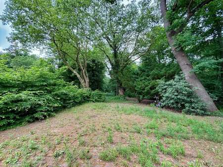 Außenbereich hinter dem Jagdhaus - Grundstück in 30519 Hannover mit 10010m² kaufen