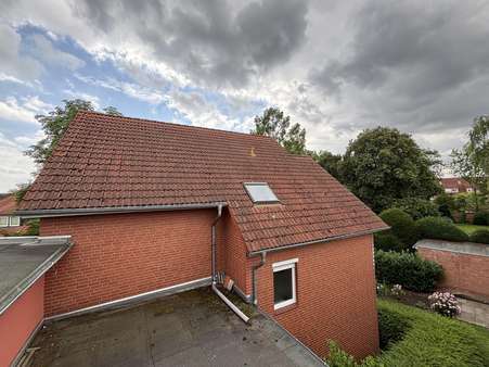 Blick auf den Anbau (1996) Blick auf den Anbau (1996) - Mehrfamilienhaus in 30457 Hannover mit 556m² kaufen